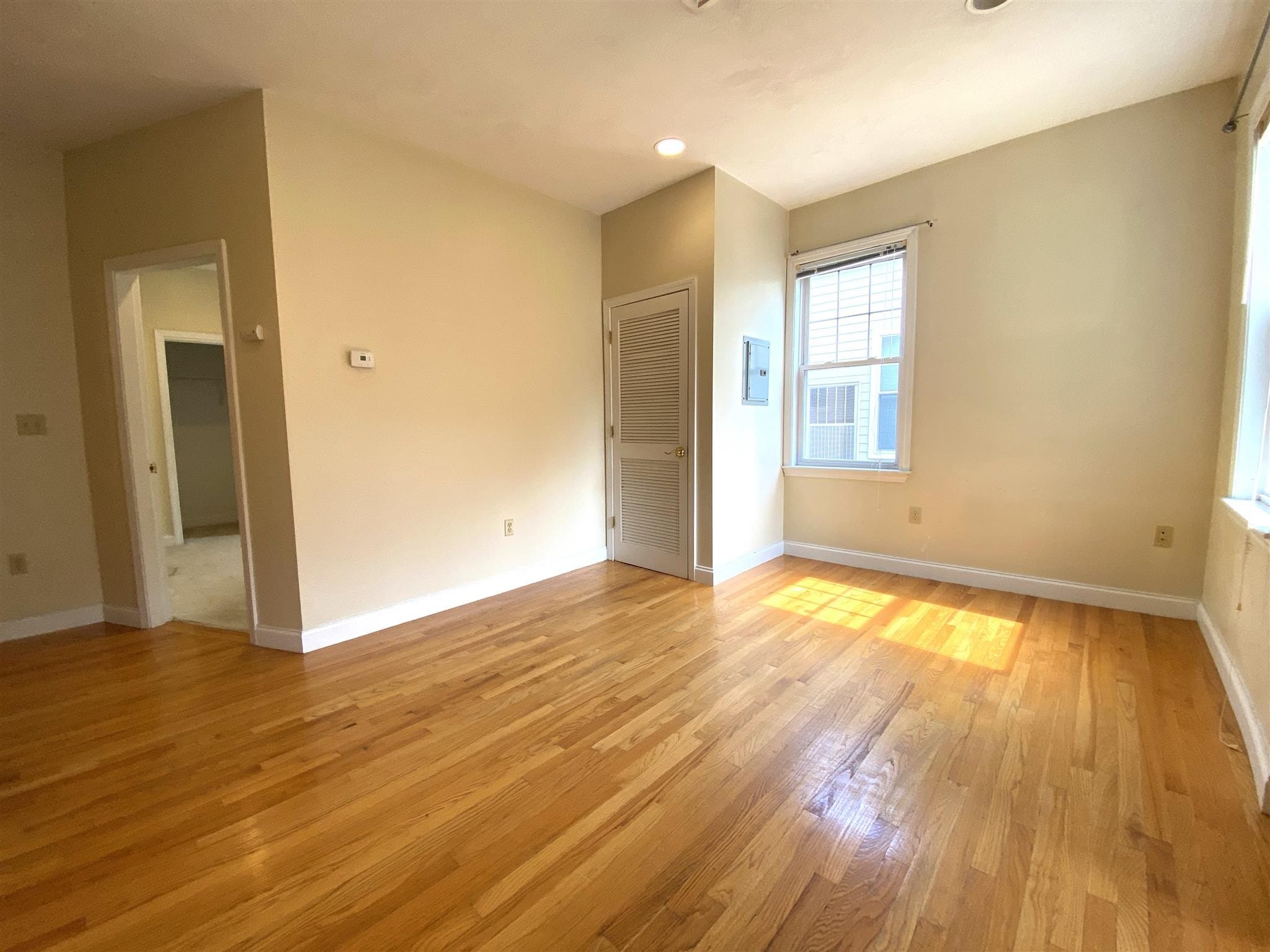 Building Photo - 454 Green St