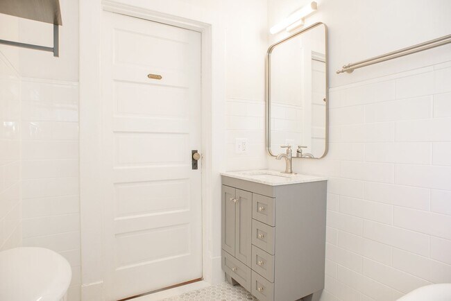 Building Photo - Coming Soon! Charming corner lot home for ...