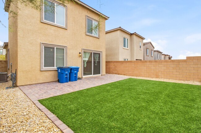 Building Photo - 9763 Mojave Mountain St