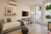 Building Photo - 4297 Tujunga Ave