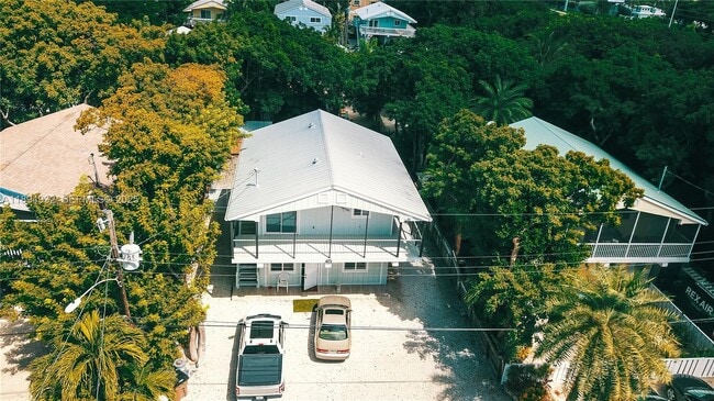 Building Photo - 45 Gumbo Limbo Ave