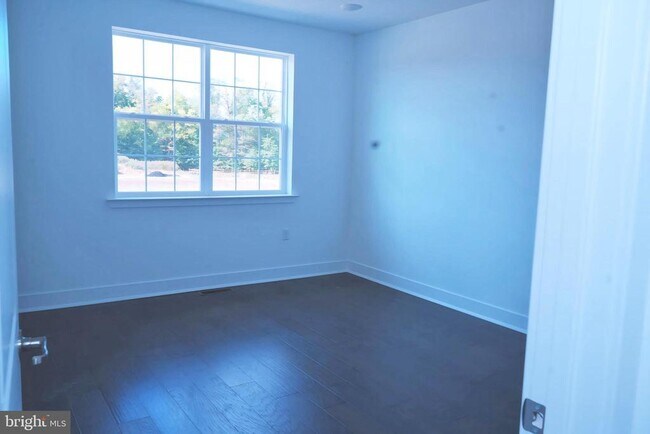 Building Photo - 116 Stoutsburg Blvd