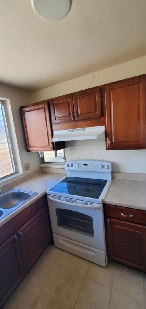 Building Photo - Hidden Gem Location ... Secured 1 bedroom!