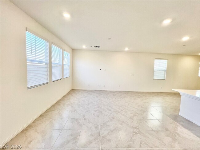 Building Photo - 3732 Frattina Ave