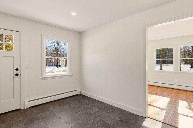 Building Photo - 29 Lovell Rd