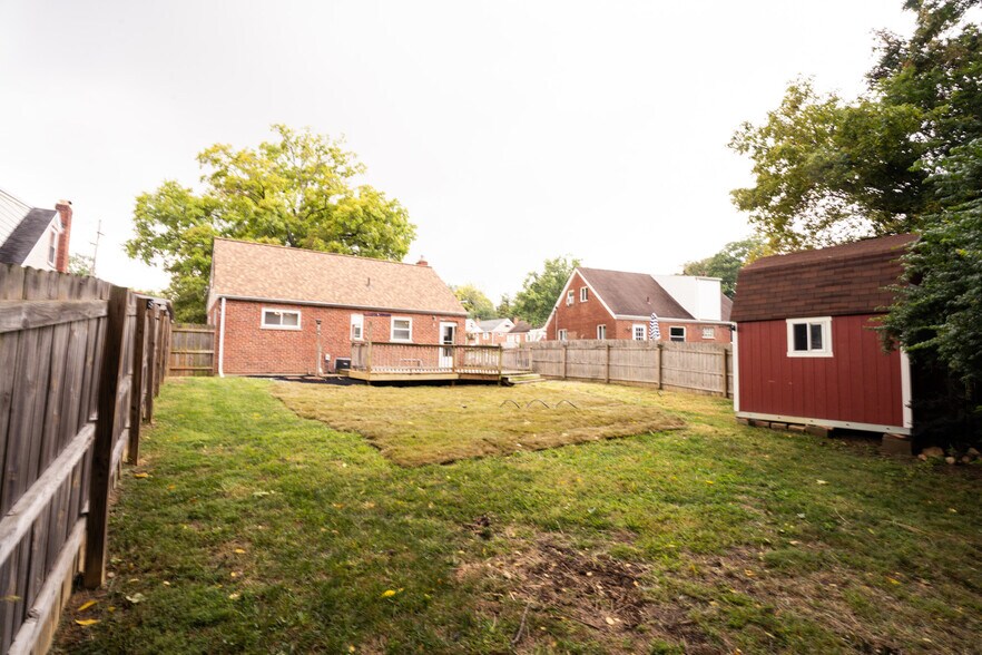 Building Photo - 1758 Sanborn Dr