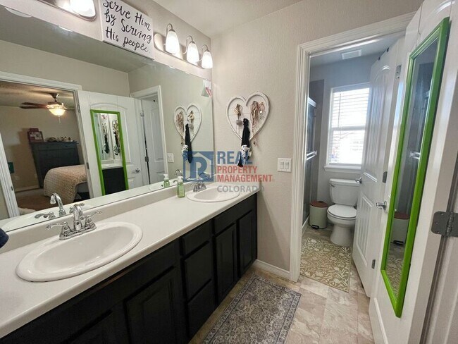 Building Photo - 10982 Rowley Dr