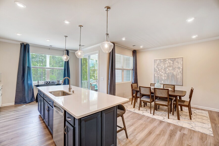 Dining/Kitchen - 16728 Summers Walk Blvd