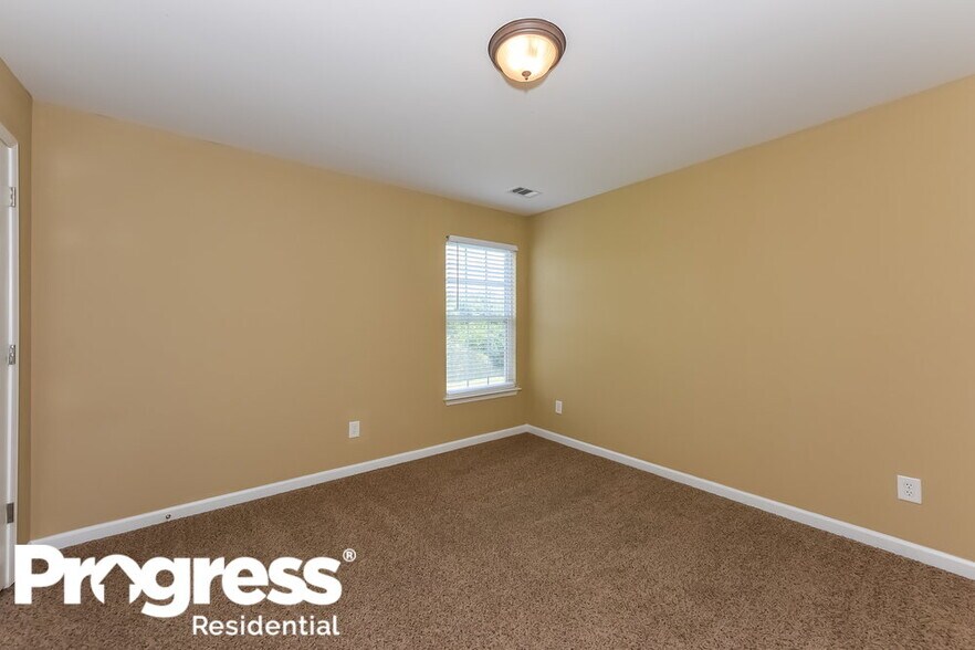 Building Photo - 8872 Cressent Glen Ct