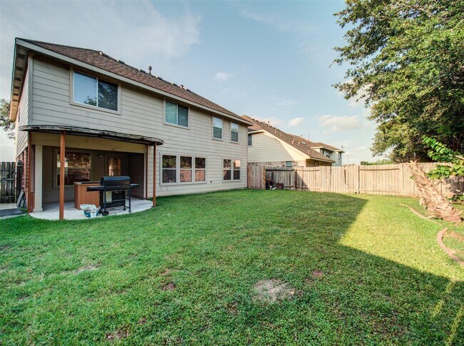 Building Photo - 13215 Sleepy Creek Meadows