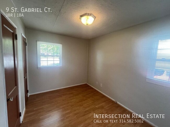 Building Photo - 9 St Gabriel Ct