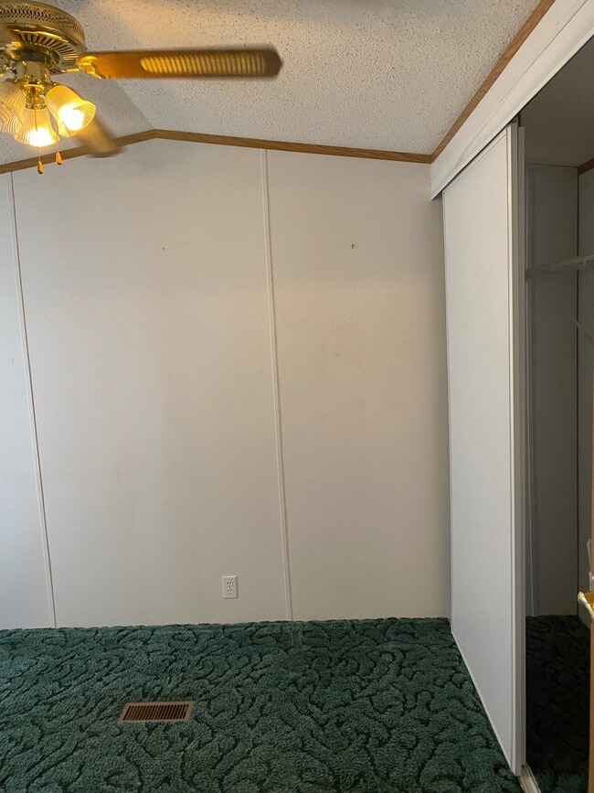 Building Photo - 16135 OH-39