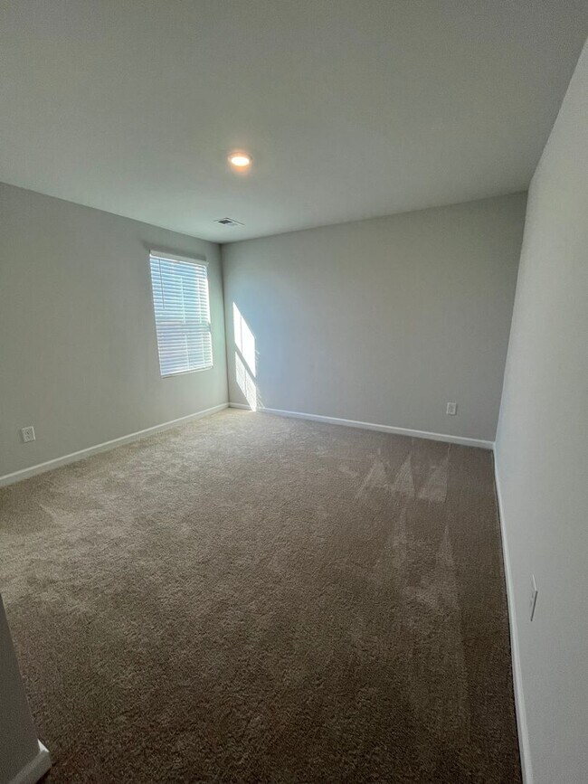 Building Photo - Brand New Home Located in Sought After Cane Bay Plantation