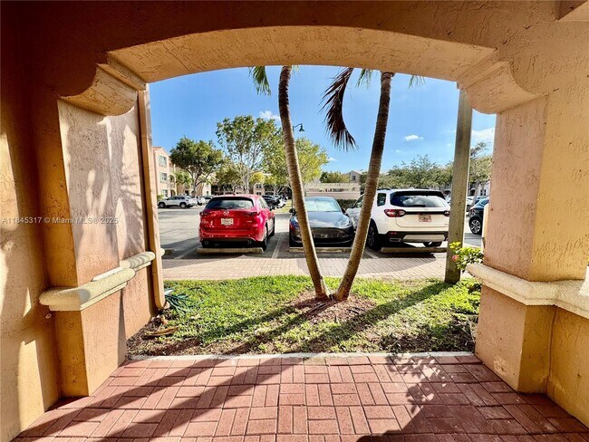 Building Photo - 6540 NW 114th Ave