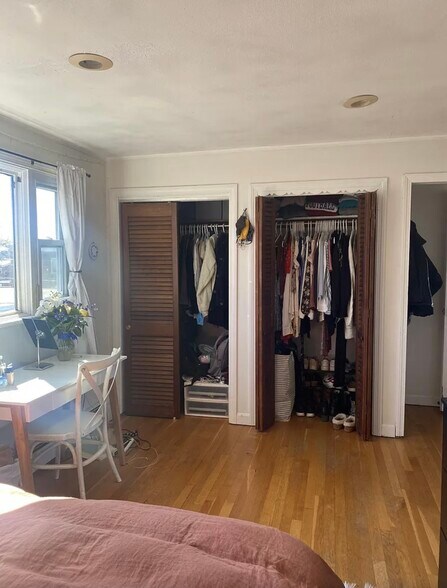 Building Photo - 87 Summer St