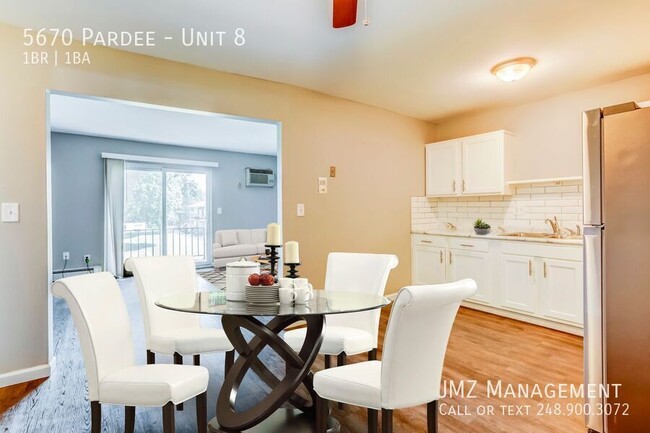 Primary Photo - BEAUTIFUL 1 BED 1 BATH UPPER UNIT