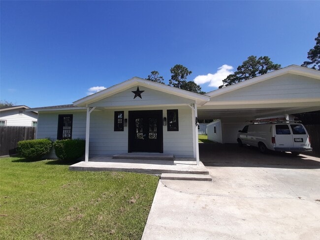 Primary Photo - 6115 Glen Lee Dr