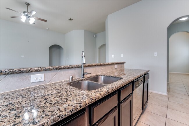 Building Photo - 3931 Medici Ct