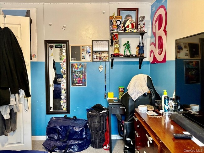 Building Photo - 100 Lincoln Ave