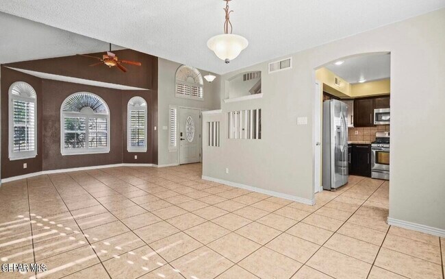 Building Photo - 409 Emerald Bluff Dr