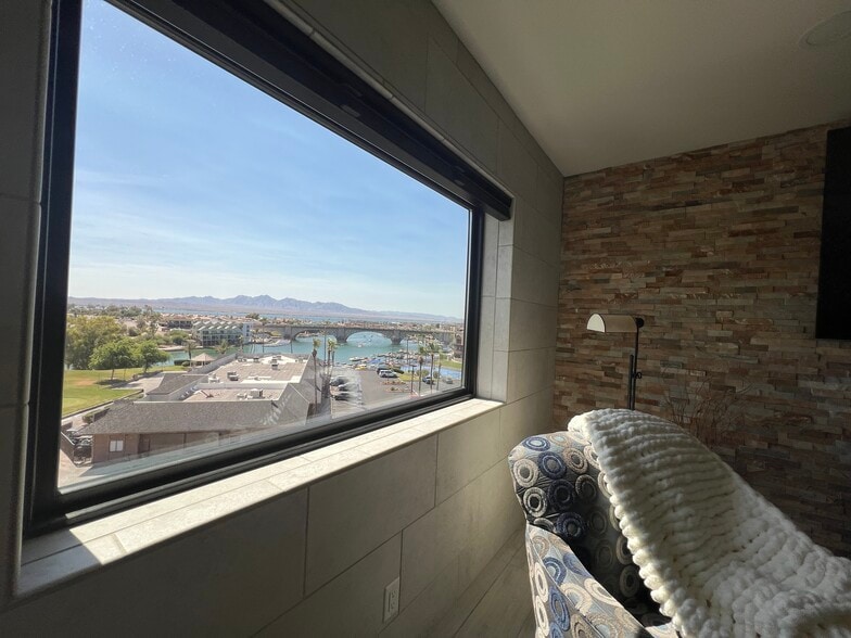 VIEW OF LONDON BRIDGE FROM INTERIOR LIVING ROOM - 777 Harrah Way