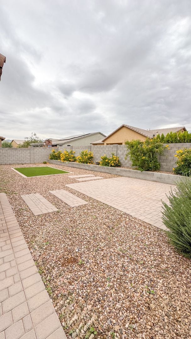 Building Photo - 18852 W Marshall Ave