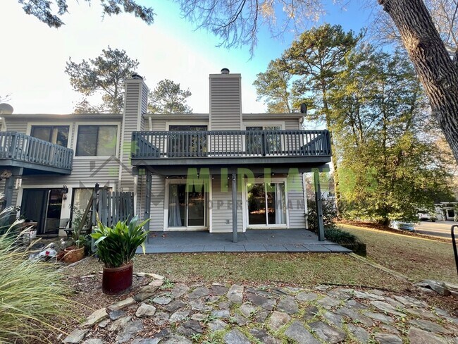 Building Photo - 201 Mariners Row