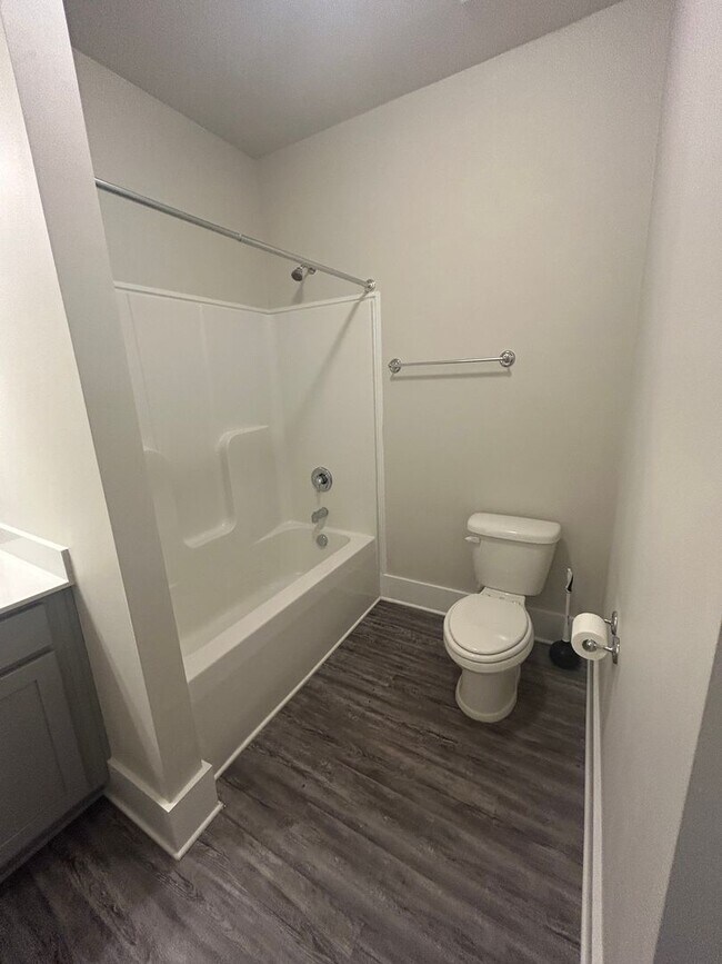 Building Photo - 177 Cherry Laurel Dr