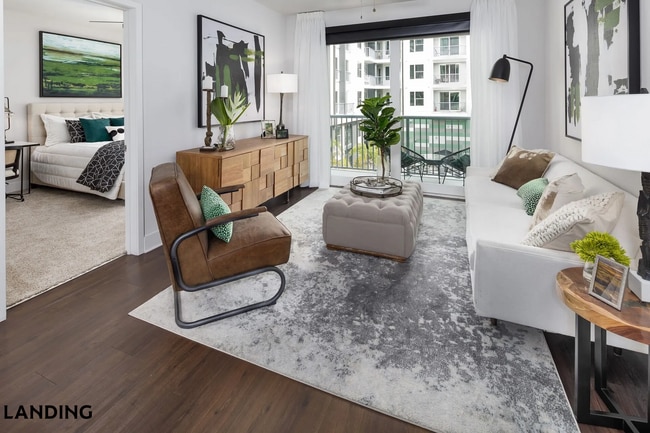 Building Photo - 480 N Orange Ave