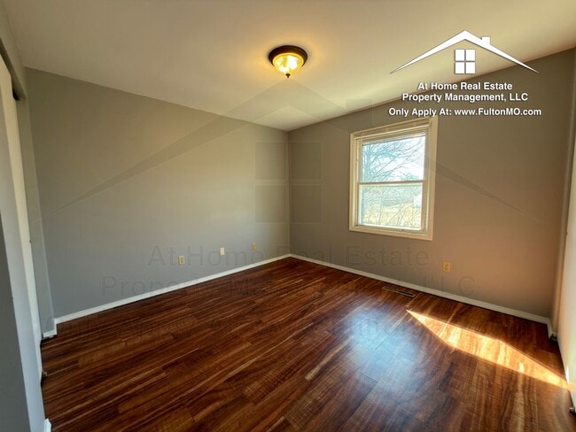 Building Photo - 1904 Springdale Ct