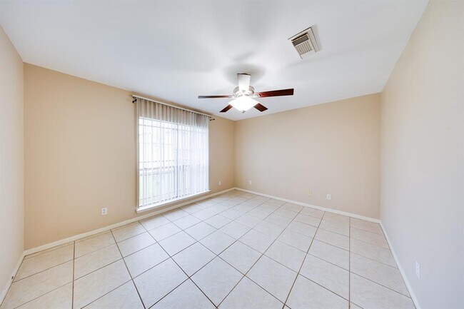 Building Photo - 12914 Townwood Dr