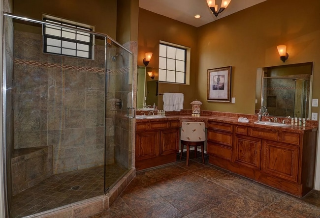 Building Photo - 4310 Capistrano Ave