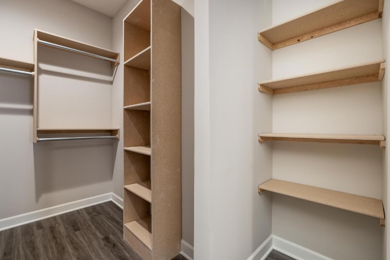 Building Photo - 12031 W Shadow Lakes St