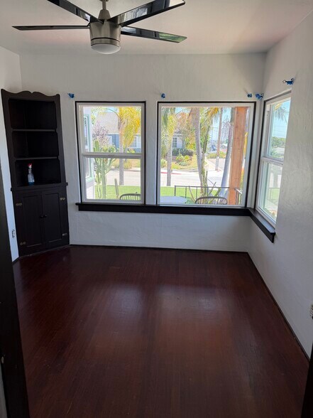 Building Photo - 5606 Meade Ave