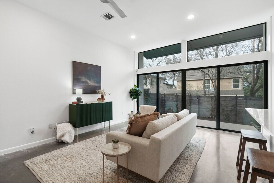 Building Photo - 312 Ashley Dawn Ln