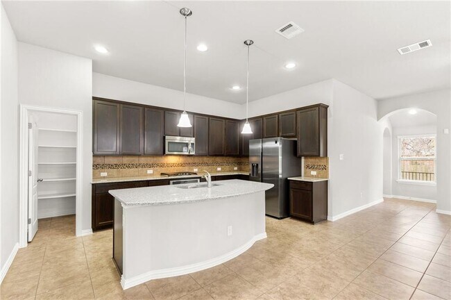 Building Photo - 1811 Grebe Dr