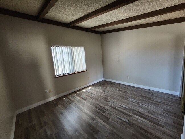 Building Photo - 4740 O'Bannon Dr