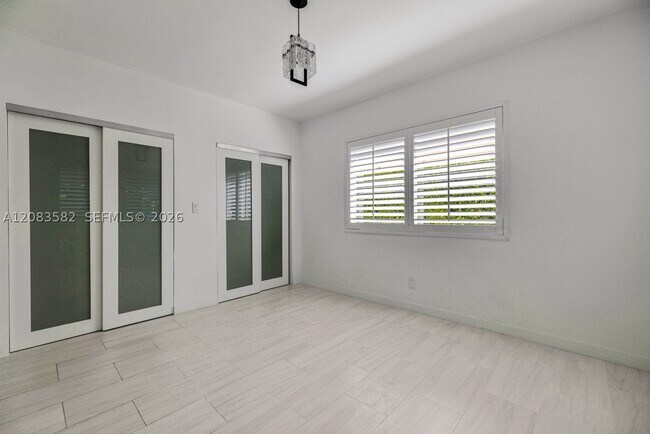 Building Photo - 3909 US-1