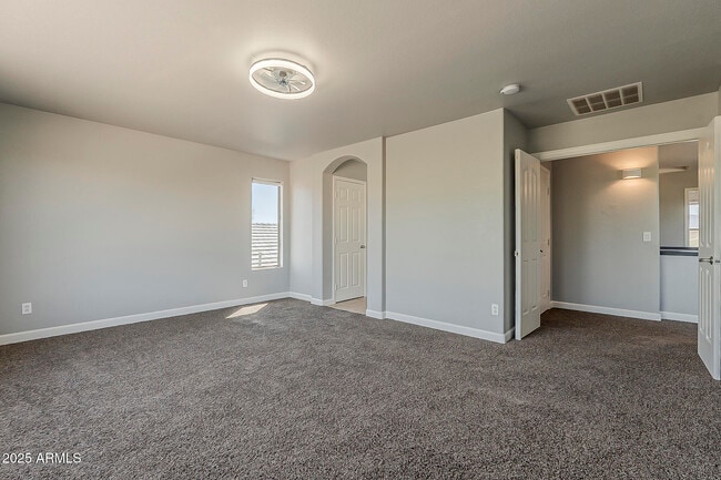 Building Photo - 21928 N Braden Rd