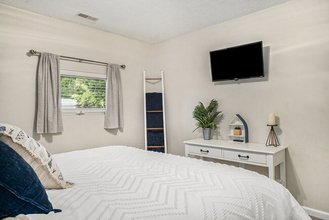 Building Photo - 2506 J Maddy Pky