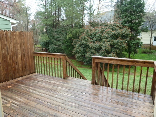 Building Photo - Light & Airy Townhome in Downing Creek, wo...