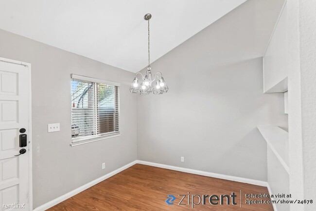 Building Photo - 2 br, 2 bath Condo - 374 Coyote Creek Cir,...