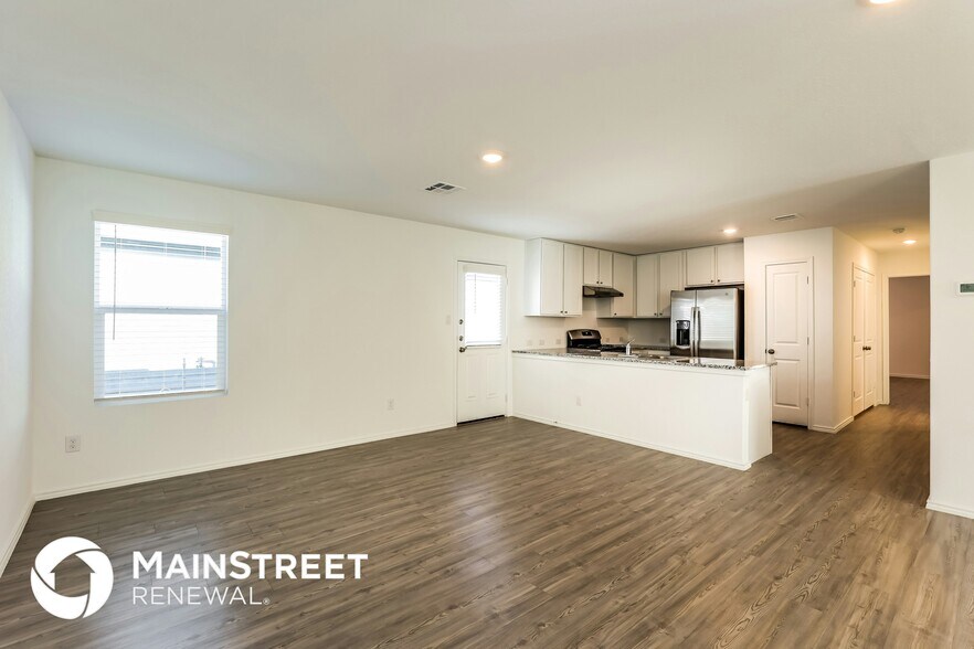 Building Photo - 8835 Barrow Path