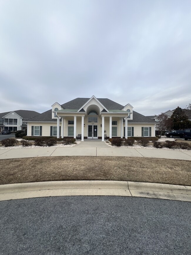 Building Photo - 1942 Tara Ct