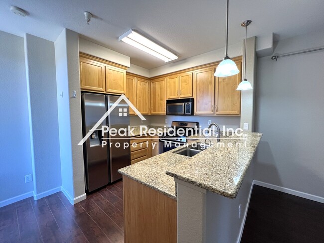 Building Photo - Updated 1bd/1ba North Natomas Condo with G...