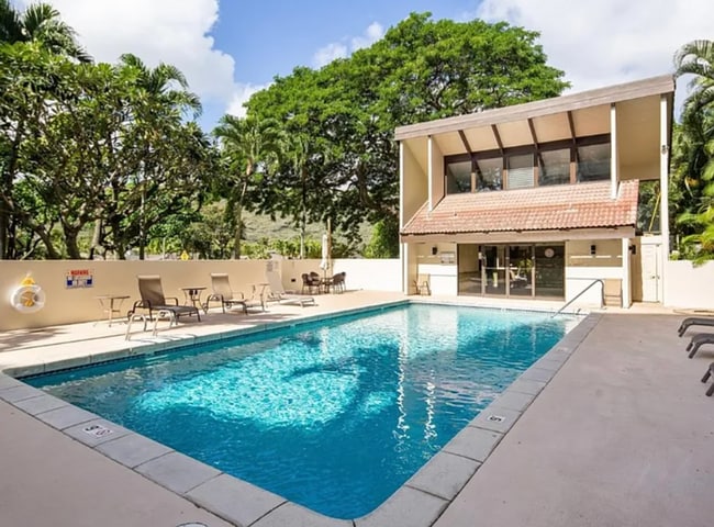 Building Photo - 6710 Hawaii Kai Dr