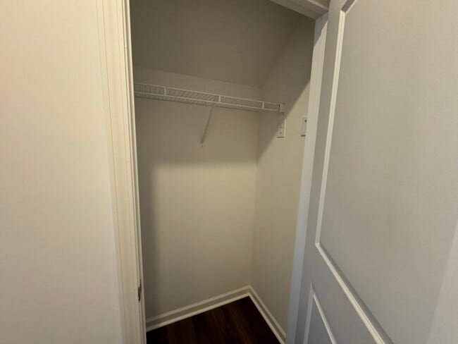 Building Photo - 4 br 2.5 ba with 2 car garage new construction