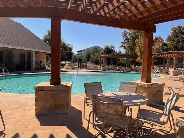 Building Photo - 12995 Shepherds Hill Ln