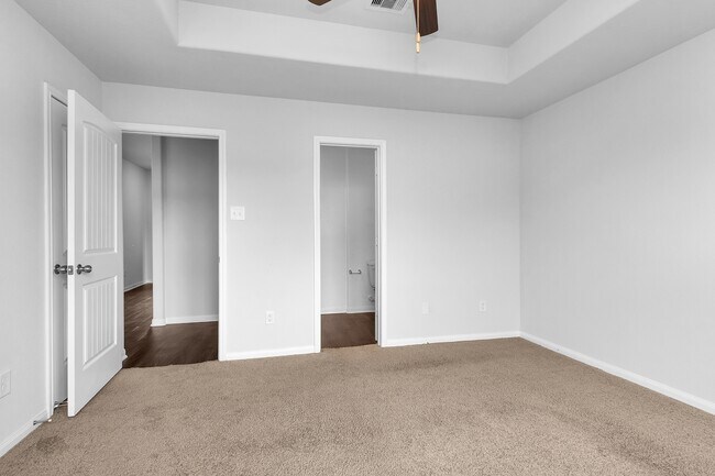 Building Photo - 1216 Haverford Ln