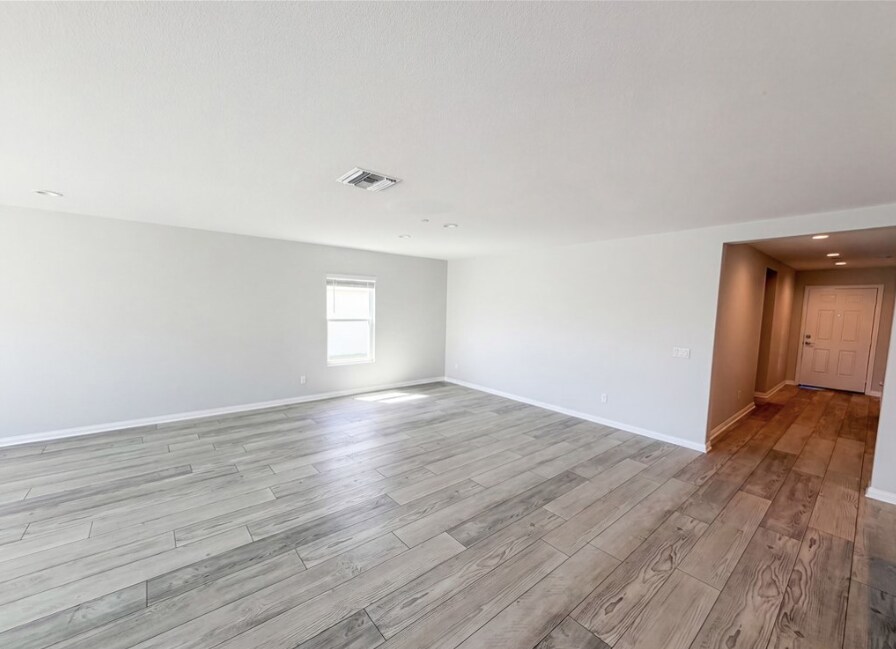 Building Photo - 26666 Dash Dr